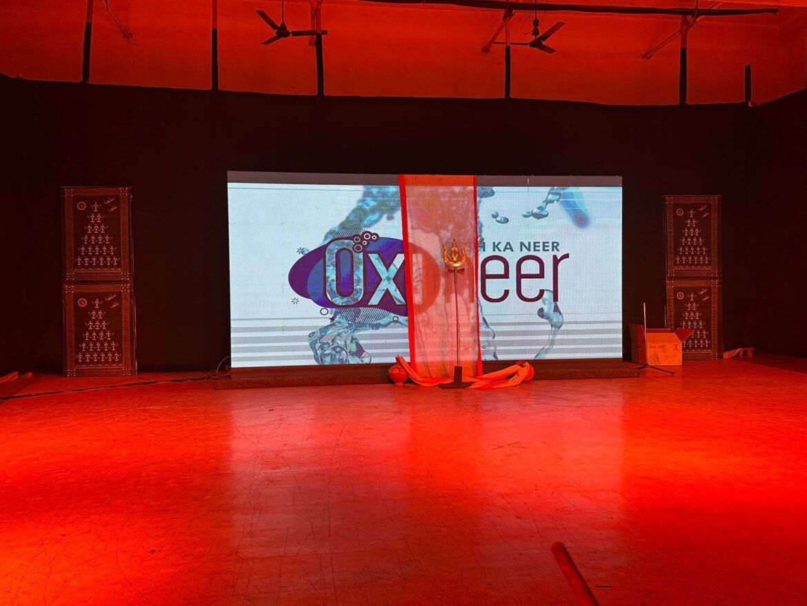 Oxineer and Saintley Sonne Illuminate Chandni Chowk Shopping Festival.